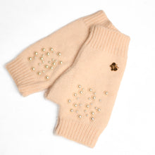 Pearl Fingerless Gloves